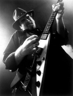 Lonnie Mack was a fixture in the clubs and those dusty roadhouses around the Cincinnati area in the 60s.