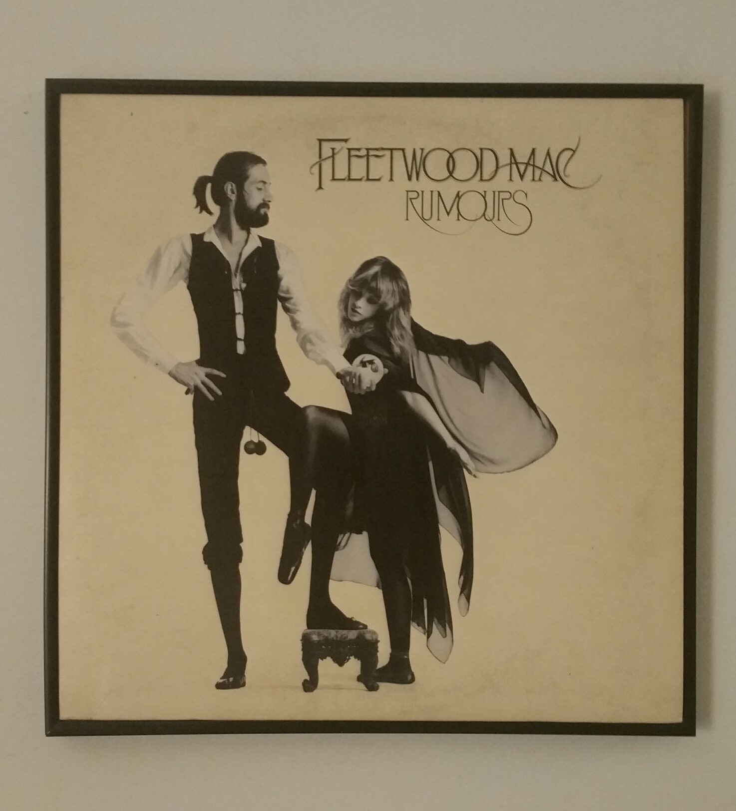 The Fleetwood Mac Rumours album from 1977 courtesy of vinyl record memories.com